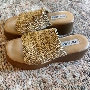 Steve Madden Women's Slinky30 Sandal